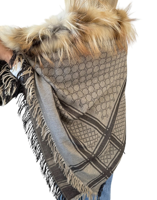 GUCCI Vintage GG Logo Monogram Fox Fur Shawl Scarf Wrap Brown Gray Wool Silk