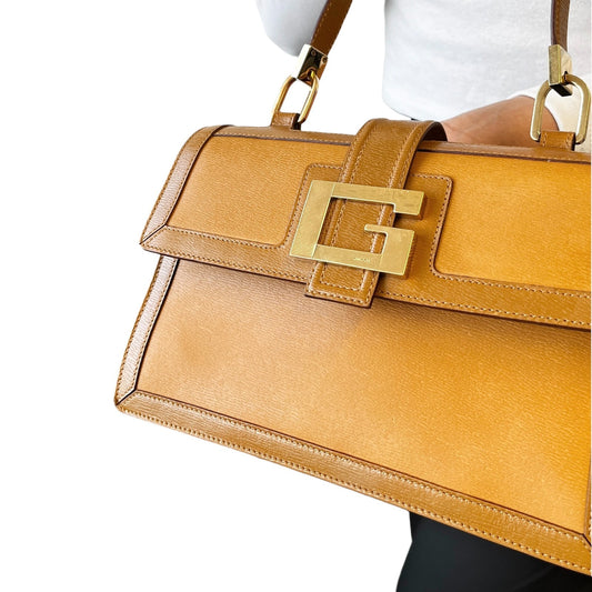 GUCCI Vintage G Square Logo Shoulder Bag Brown Camel Gold Leather Rectangle