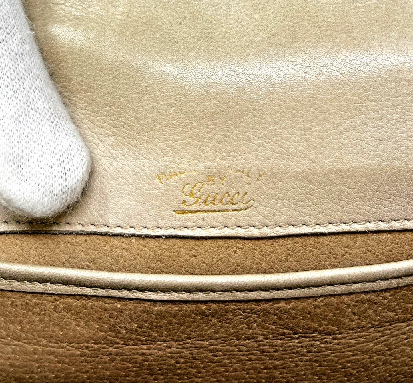 GUCCI Vintage GG Monogram Logo Shoulder Bag Crossbody Cream Gold Velour Leather