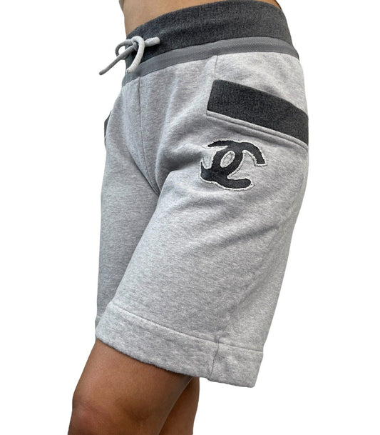 CHANEL Vintage P37999 CC Mark Big Logo Half Pants #34 Sweat Pocket Gray Cotton