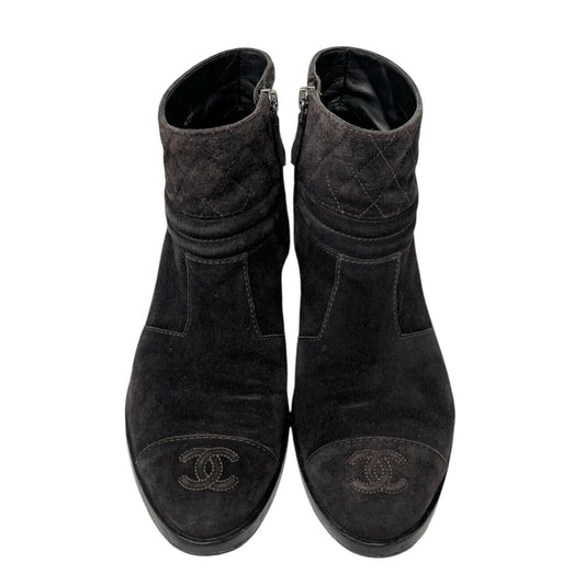 CHANEL Vintage CC Mark Logo Short Boots #38-38.5 Brown Suede Stitch Zip