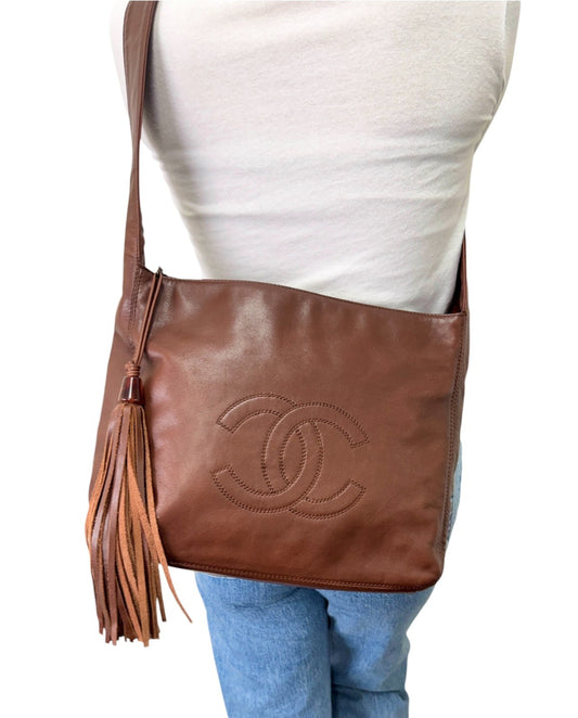 CHANEL Vintage CC Logo Stitch Tassel Shoulder Crossbody Bag Brown 902921
