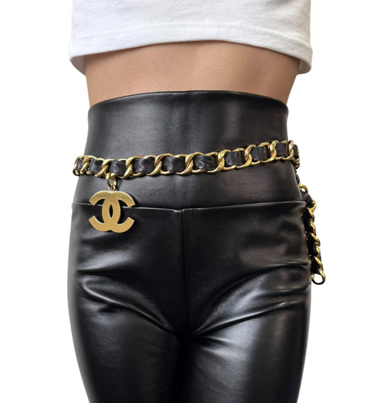 CHANEL Vintage CC Logo Chain Belt Accessory Gold Black Metal Leather 901898