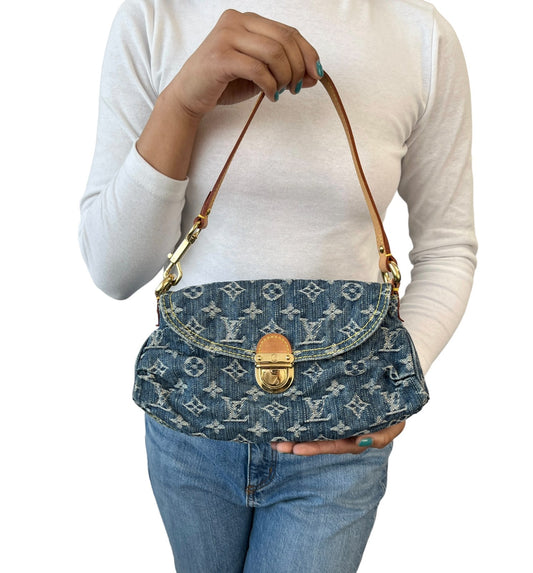 LOUIS VUITTON Vintage LV Logo Monogram Denim Mini Pleaty Shoulder Bag Blue Gold