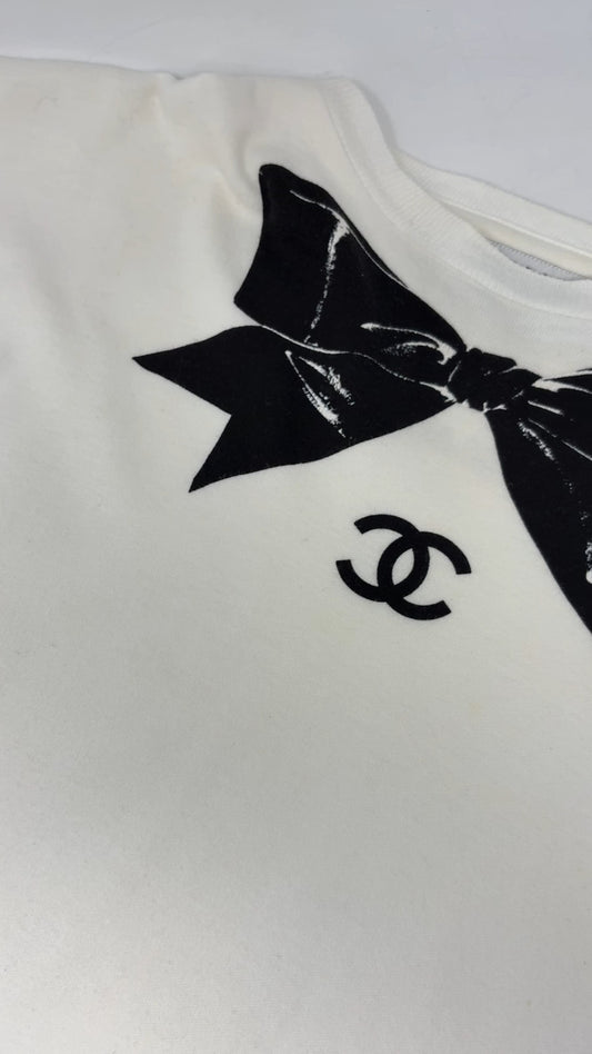CHANEL Vintage CC Logo Bow Graphic Crewneck T-shirt Top #M White Cotton Ribbon