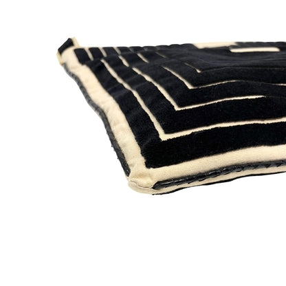 [Exclusive] FENDI Vintage FF Logo Python Velvet Shoulder Bag Black 800208