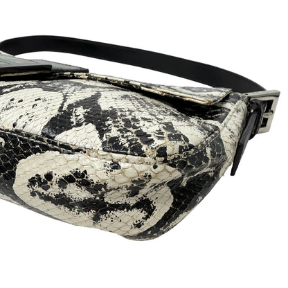 [Exclusive] FENDI Vintage Mamma Baguette Python Shoulder Bag Black 800211