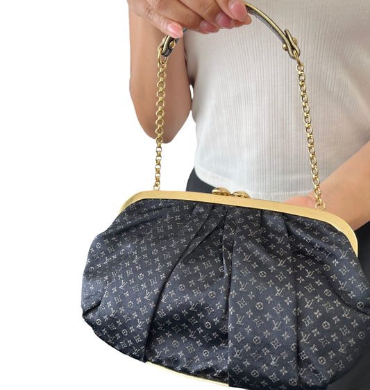 [Exclusive] LOUIS VUITTON Vintage Monogram Aumoniere Mini Bag Black 800801