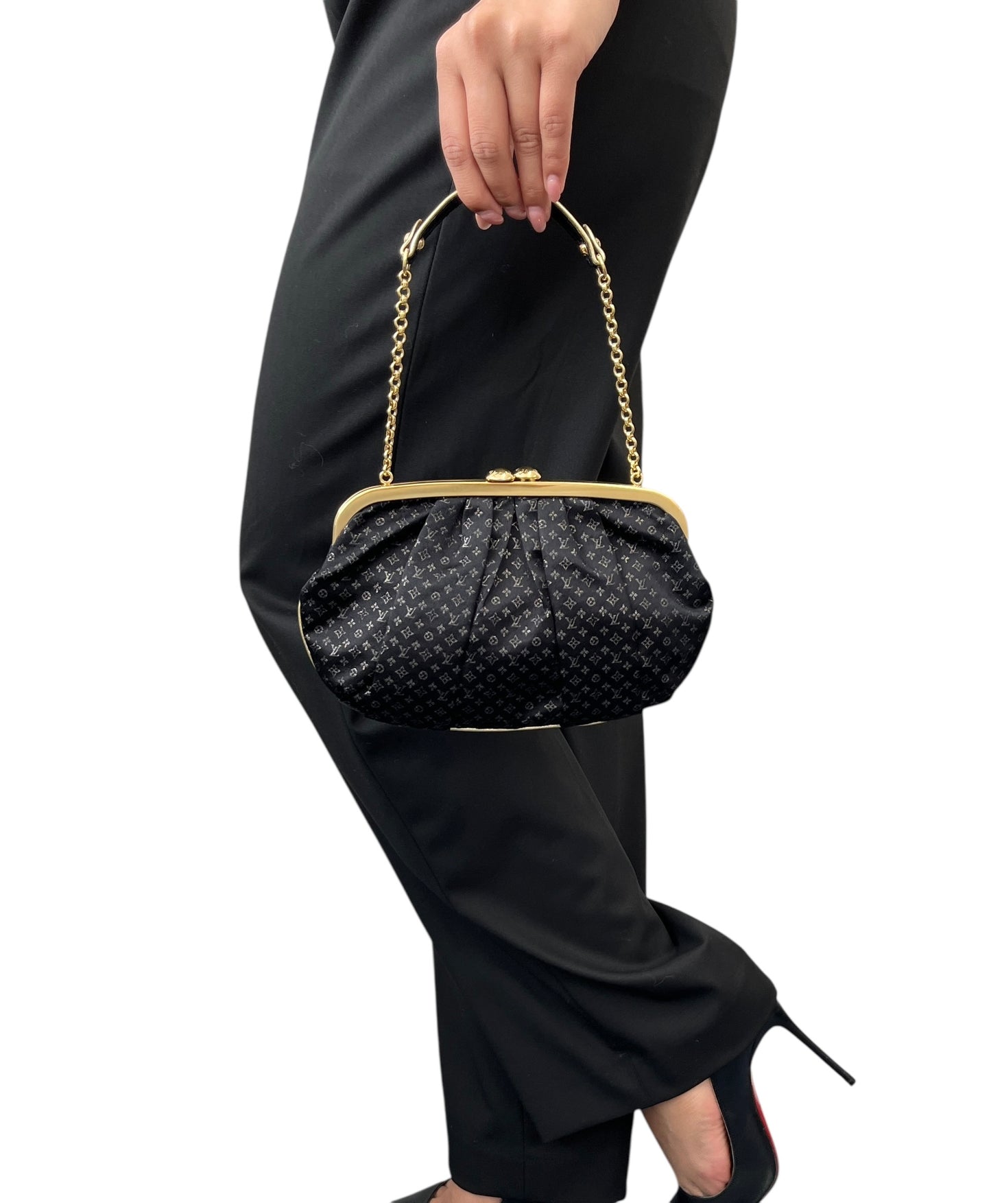 [Exclusive] LOUIS VUITTON Vintage Monogram Aumoniere Mini Bag Black 800801
