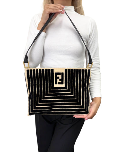 [Exclusive] FENDI Vintage FF Logo Python Velvet Shoulder Bag Black 800208