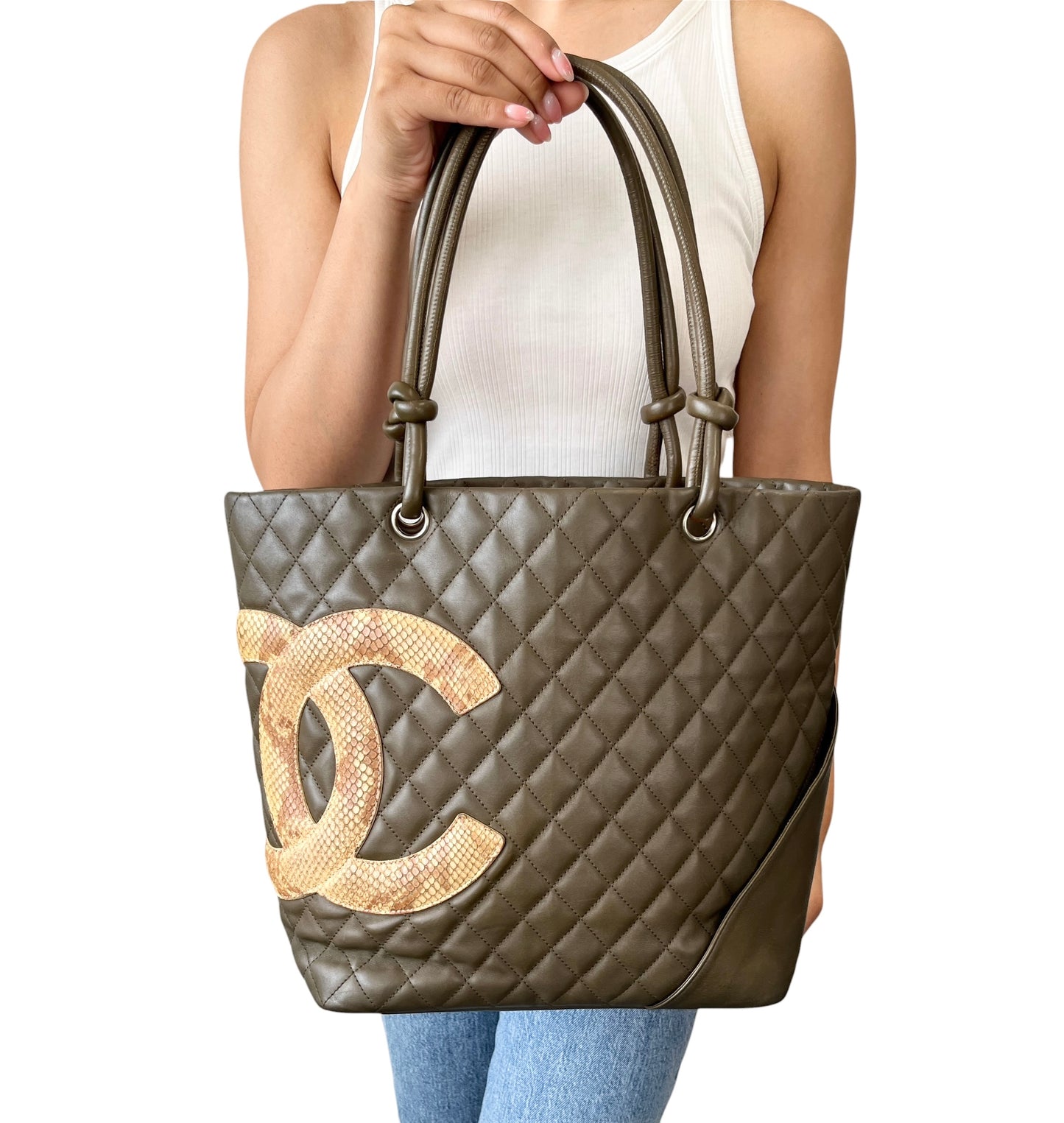 【Exclusive】CHANEL Vintage Cambon Line CC Logo Python Shoulder Tote Bag Khaki Beige 800207