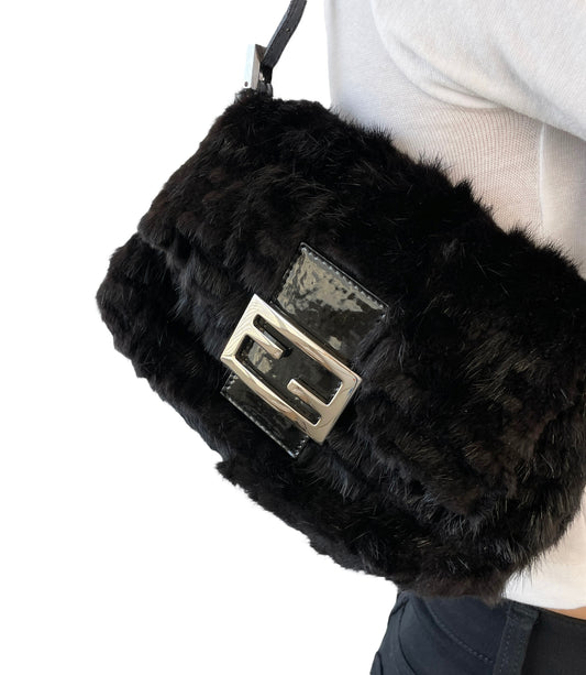 [Exclusive] FENDI Vintage Zucca Monogram Fur Mamma Baguette Bag Black 800296