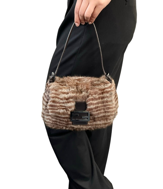 [Exclusive] FENDI Vintage FF Mamma Baguette Fur Bag Brown Silver Leather 800201