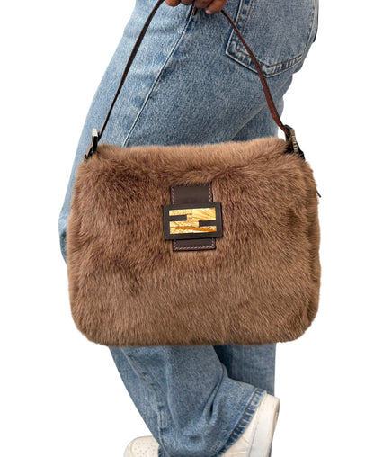 [Exclusive] FENDI Vintage FF Mamma Baguette Shoulder Bag Fur Brown 800804