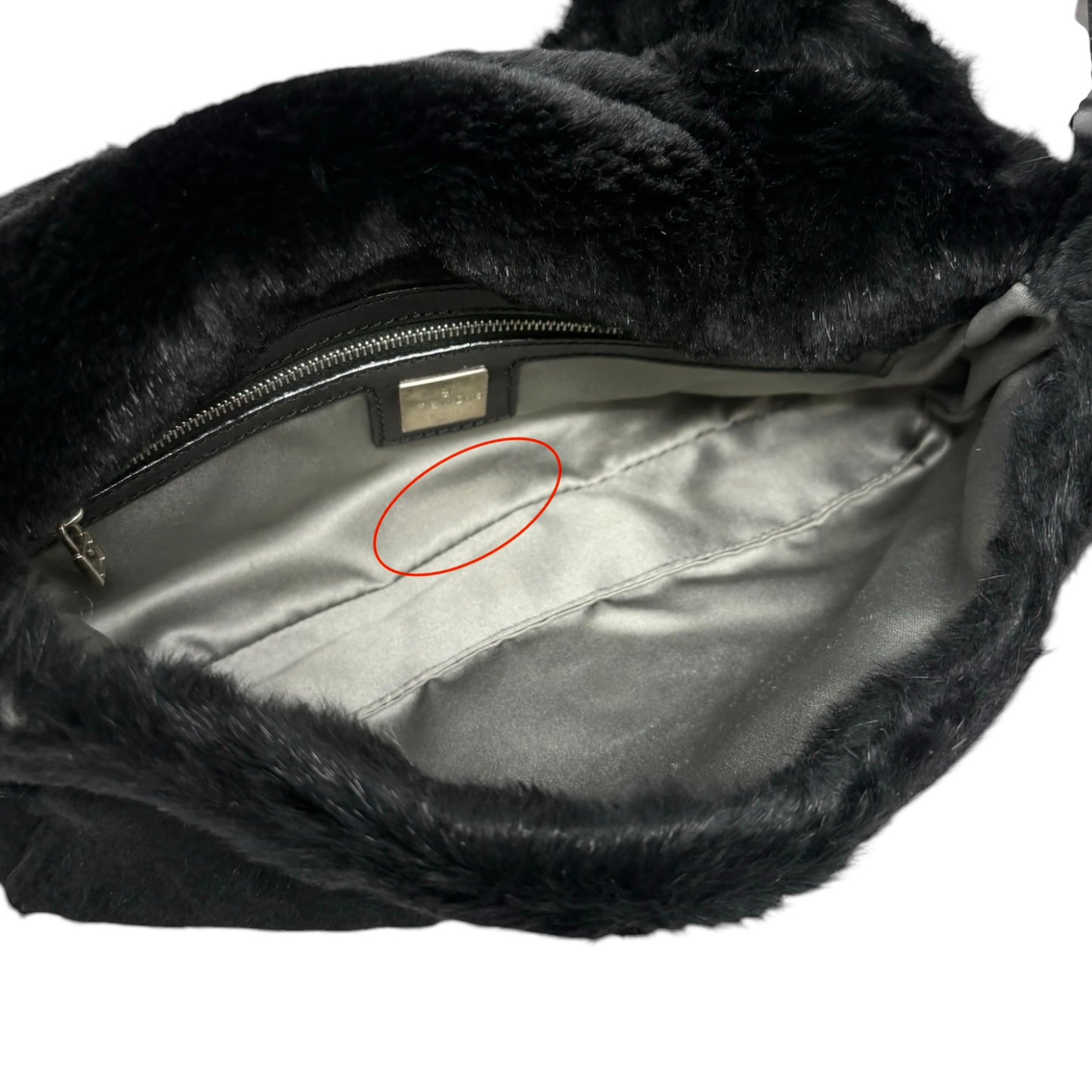 [Exclusive] FENDI Vintage FF Logo Mamma Baguette Fur Bag Black Leather 800004