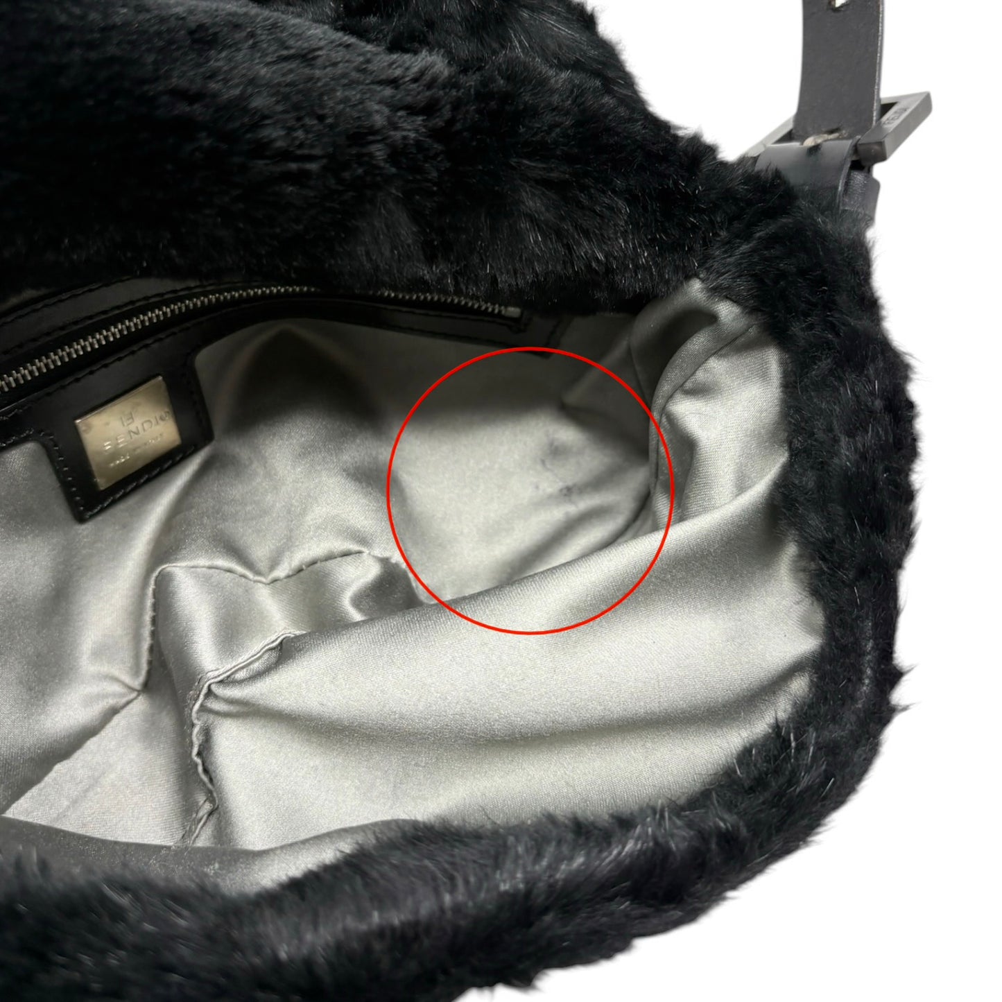 [Exclusive] FENDI Vintage FF Logo Mamma Baguette Fur Bag Black Leather 800004