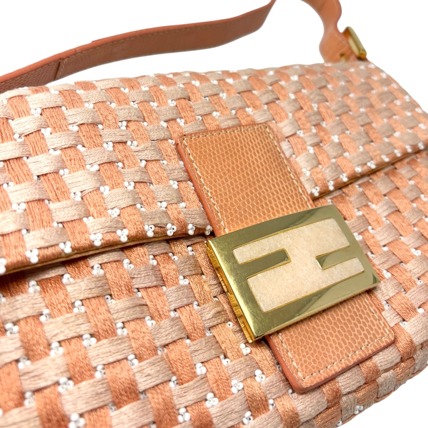 [Exclusive] FENDI Vintage FF Mamma Baguette Braided Beads Bag Orange 800298