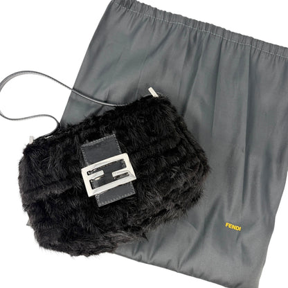 [Exclusive] FENDI Vintage Zucca Monogram Fur Mamma Baguette Bag Black 800296
