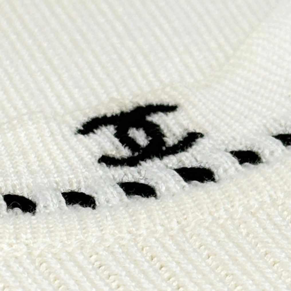 CHANEL Vintage 96P CC Mark Logo Knit Tank Top #42 White Black Cotton Stitch