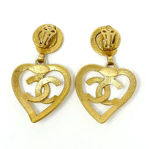 CHANEL Vintage 95P CC Logo Earrings Gold Metal Jewelry Accessory Heart RankAB