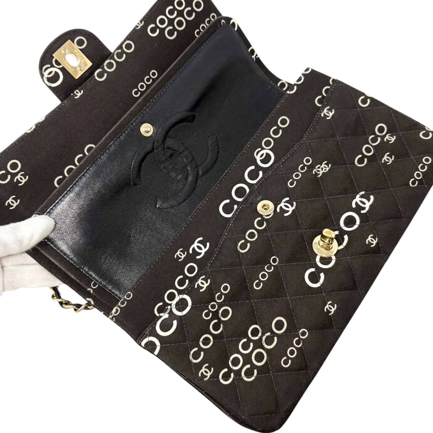 CHANEL Vintage CC Logo Print Turnlock Quilted Chain Shoulder Bag Black 901823
