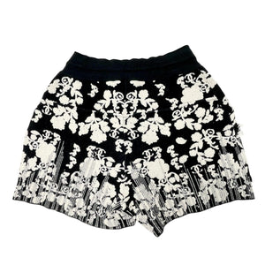 CHANEL Vintage P47652 CC Logo Short Pants #34 Shorts Black White Cotton Rayon