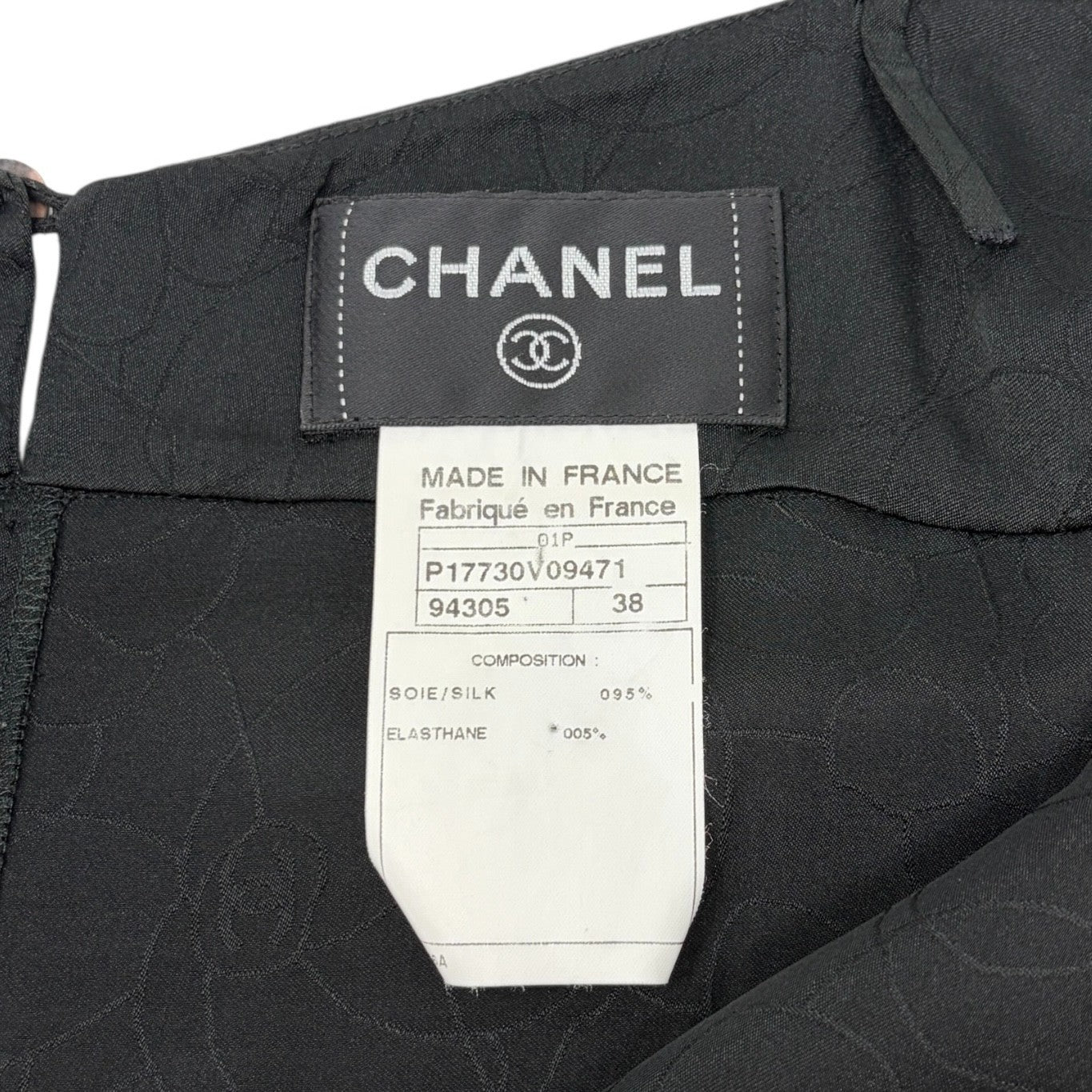CHANEL Vintage 01P CC Logo Dress One-piece #38 Flower Camellia Button Black Silk