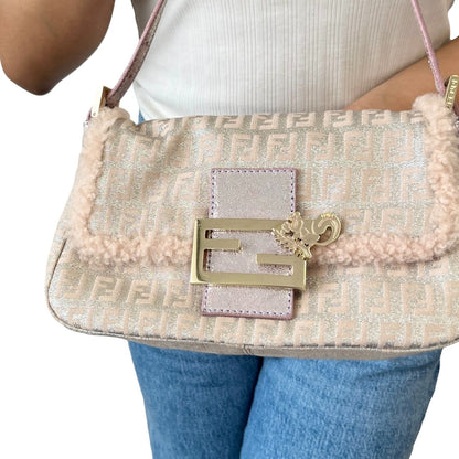 FENDI Vintage Zucchino Squirrel Mamma Baguette Canvas Shoulder Bag Pink 902043
