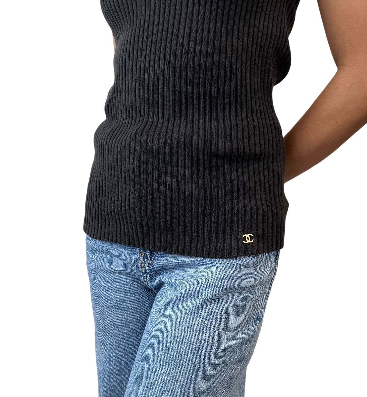 CHANEL Vintage 01C CC Mark Logo V-Neck knit Tank Top #40 Black Gold Cotton