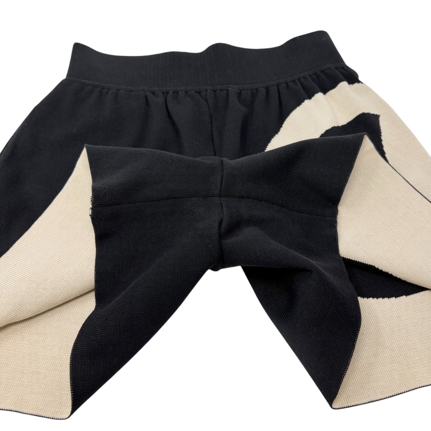 CHANEL Vintage 03A CC Logo Knit Short Pants #38 Pocket Black Cream Cotton