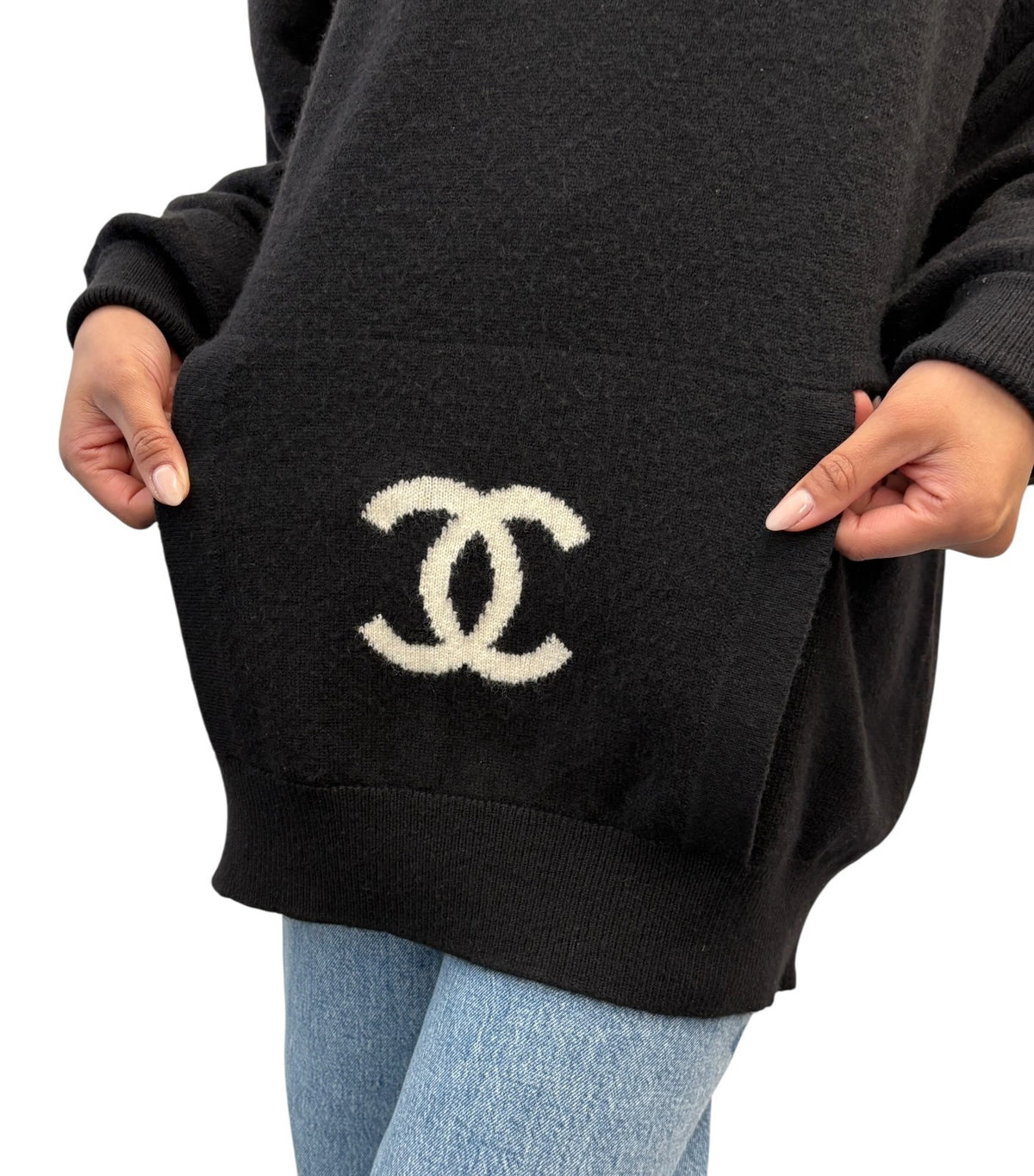 CHANEL Vintage 94A CC Logo Cashmere Pocket Knit Sweater Top Black 902809