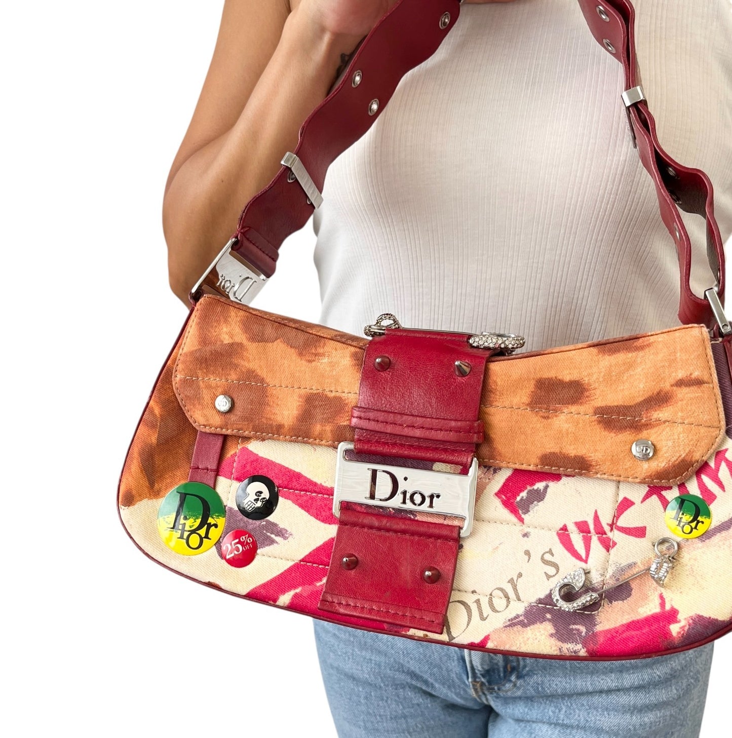 Christian Dior Vintage 2003 Logo Street Chic Columbus Victim Shoulder Bag Red