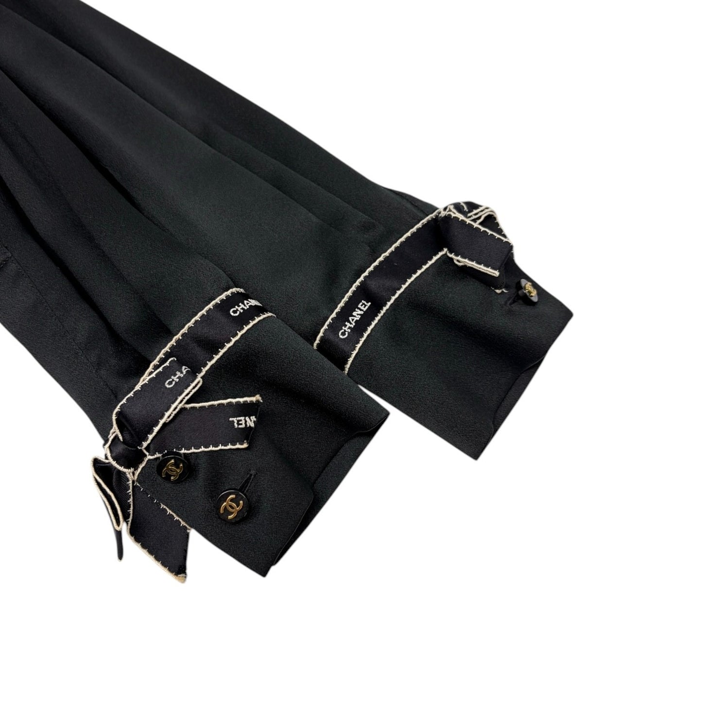 CHANEL Vintage 94A CC Logo Button Up Blouse Silk Shirt #36 Ribbon Black