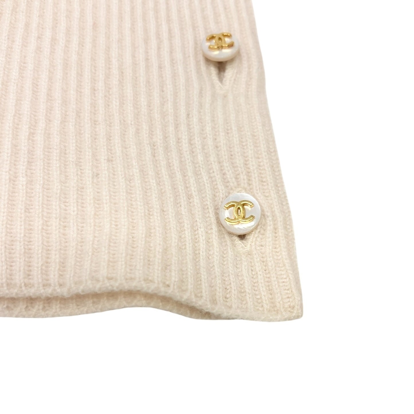 CHANEL Vintage CC Logo Button Rib Knit Cashmere Sweater Top #S Cream 106909