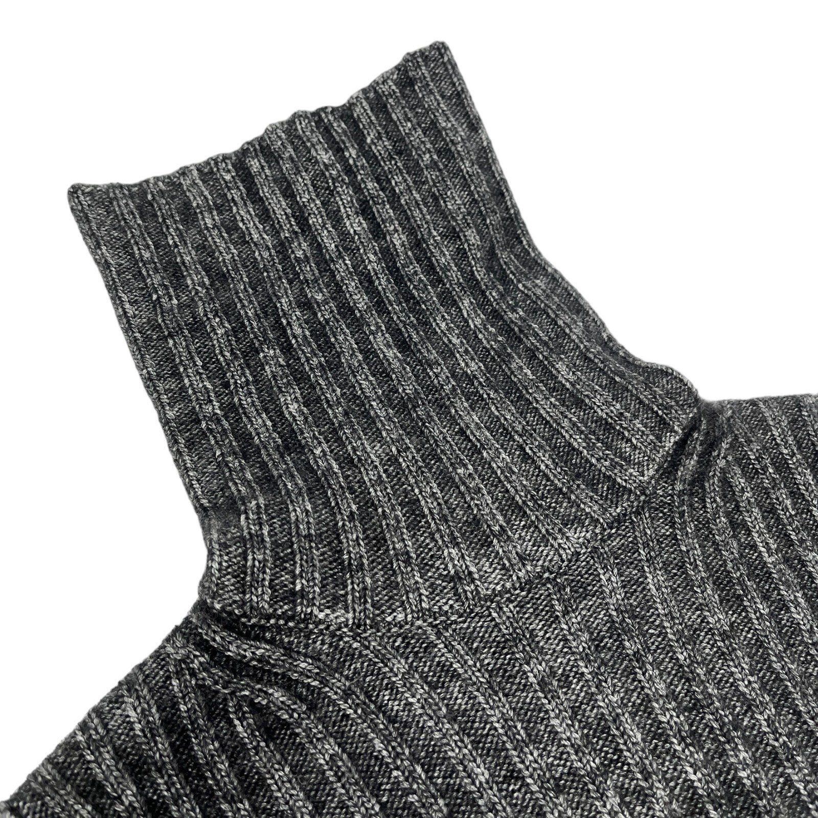 CHANEL Vintage P44578 CC Mark Turtleneck Sweater Top #36 Gray Cashmere RankAB+