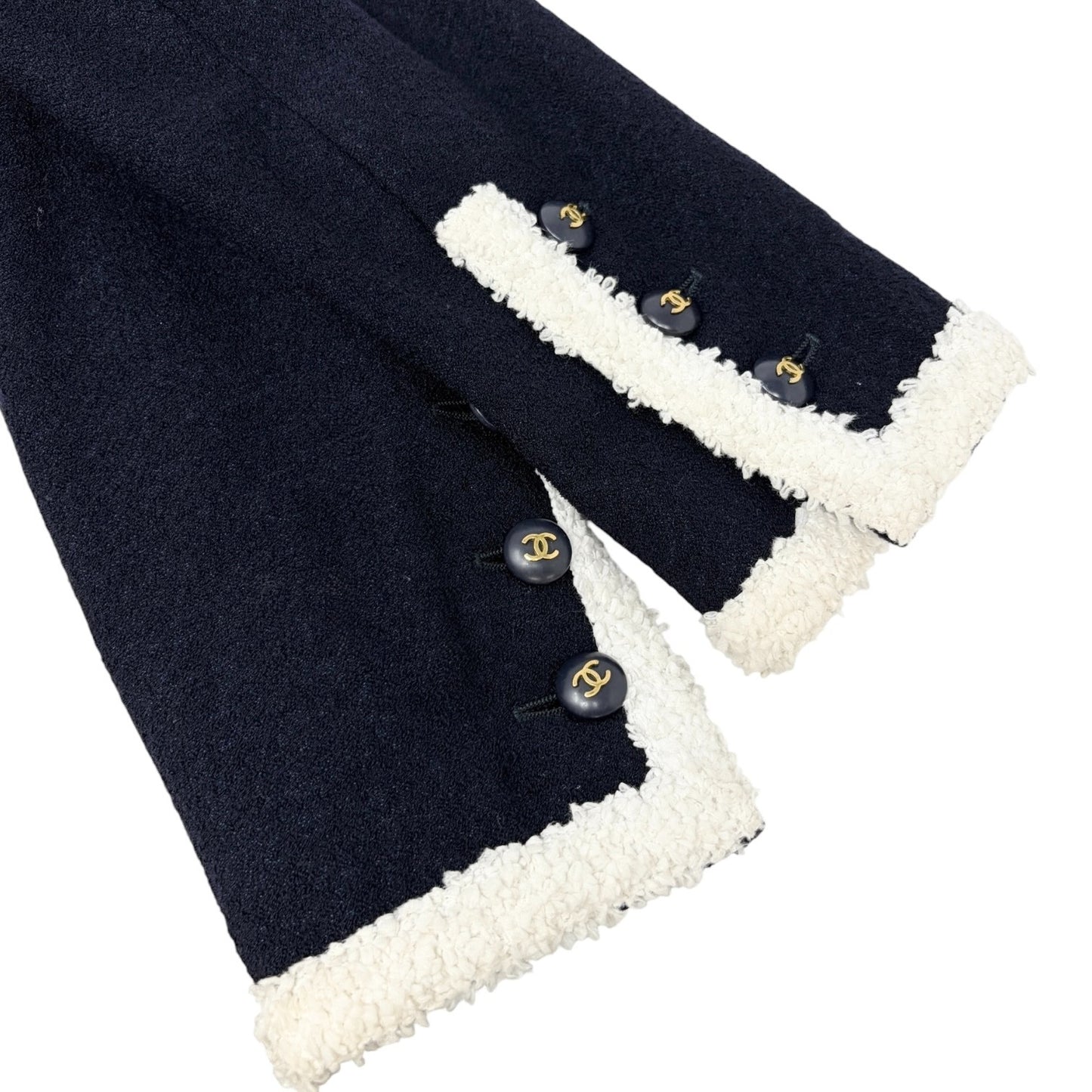 CHANEL Vintage CC Logo Button Tweed Jacket Blue White Wool Silk 106914