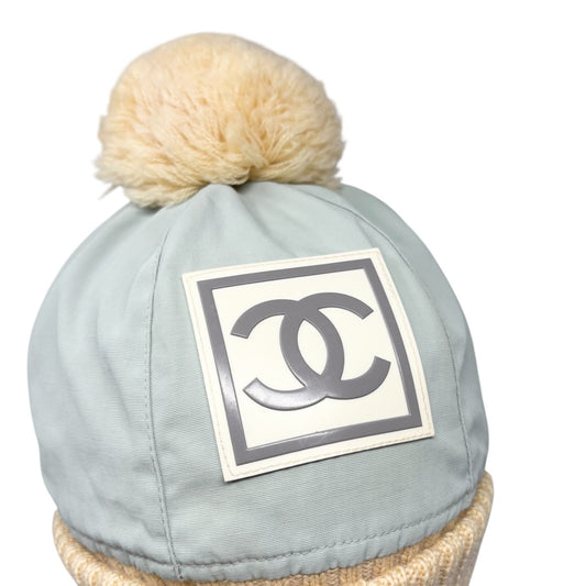 CHANEL Sport Vintage CC Logo Knit Pompom Beanie Hat Cap #M Blue Beige 902497