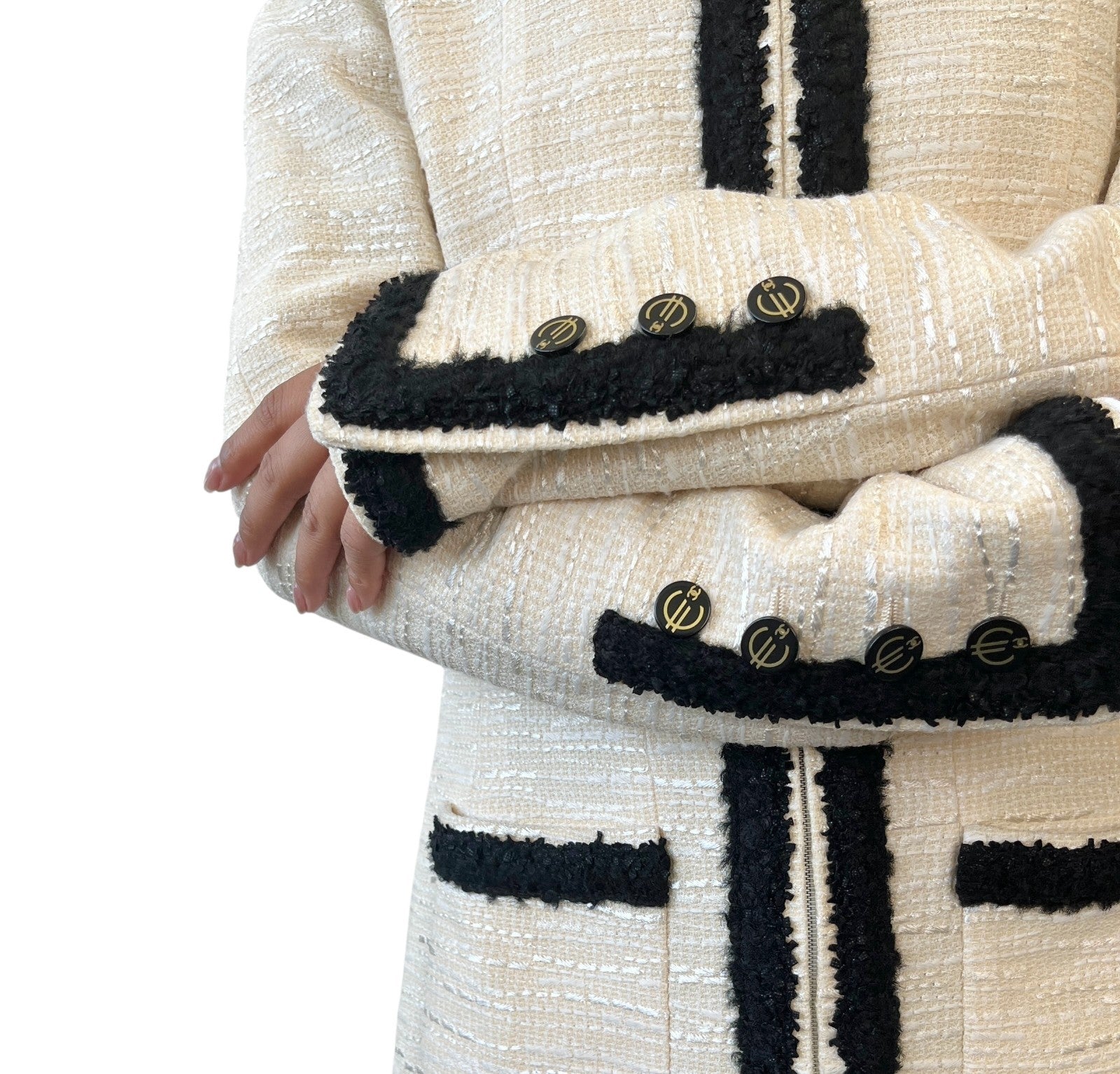 CHANEL Vintage 02P CC Logo Tweed Jacket #38 Cream Black Long Sleeve Zip Button