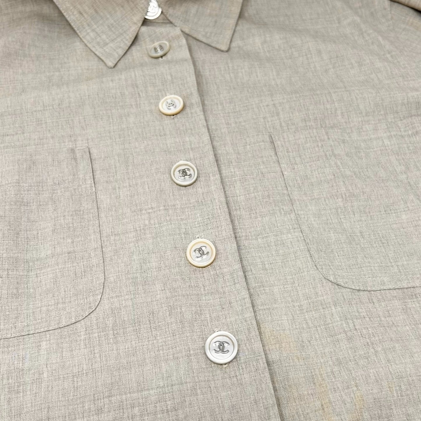 CHANEL Vintage CC Logo Button Up Shirt Blouse Top Beige Front Pocket Wool