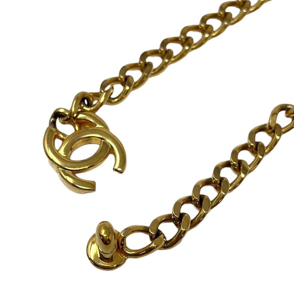 CHANEL Vintage 97P CC Mark Turnlock Chain Necklace Gold Metal Rank AB+