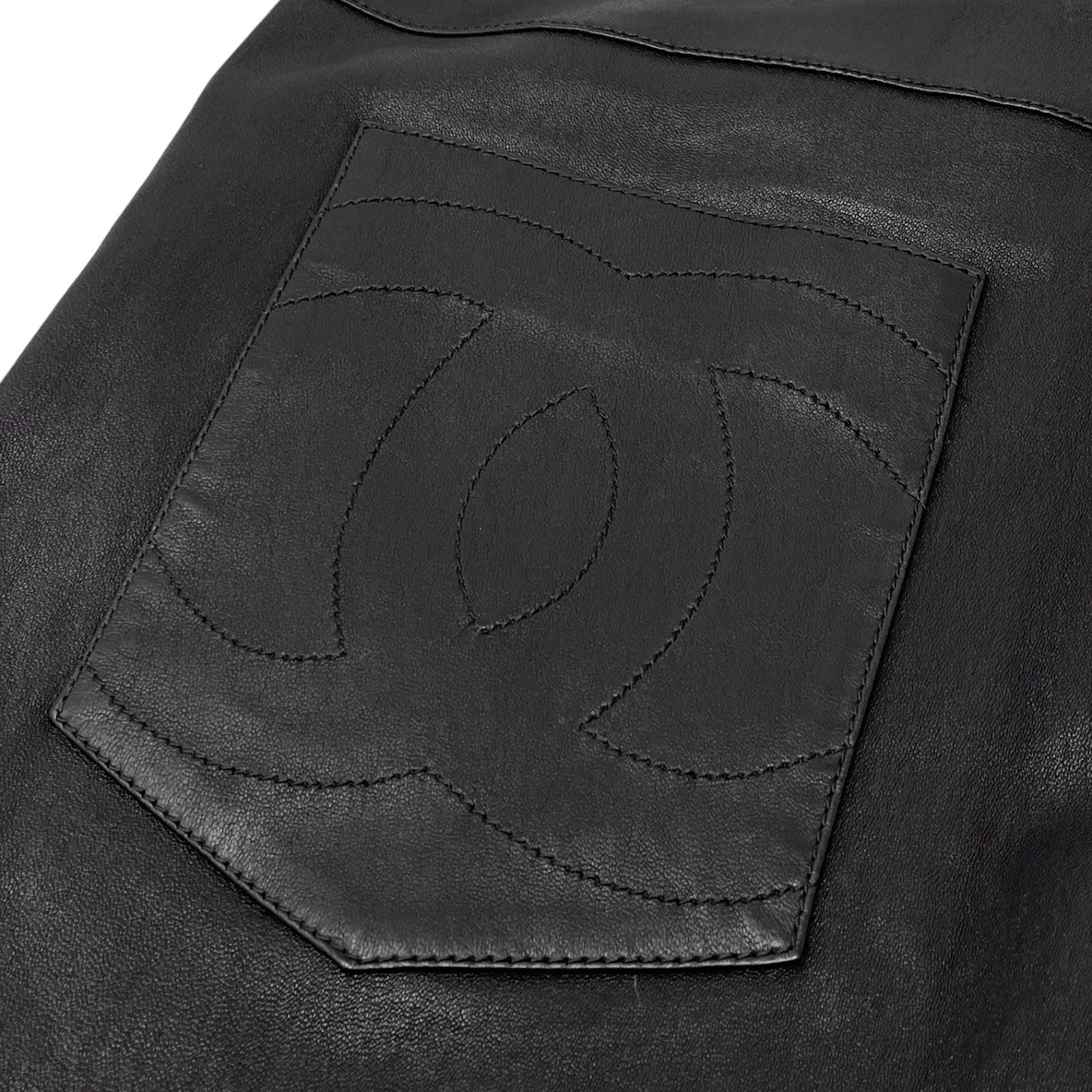 CHANEL Vintage P47479 CC Mark Logo Leather Pants #38 Button Zip Black Lambskin