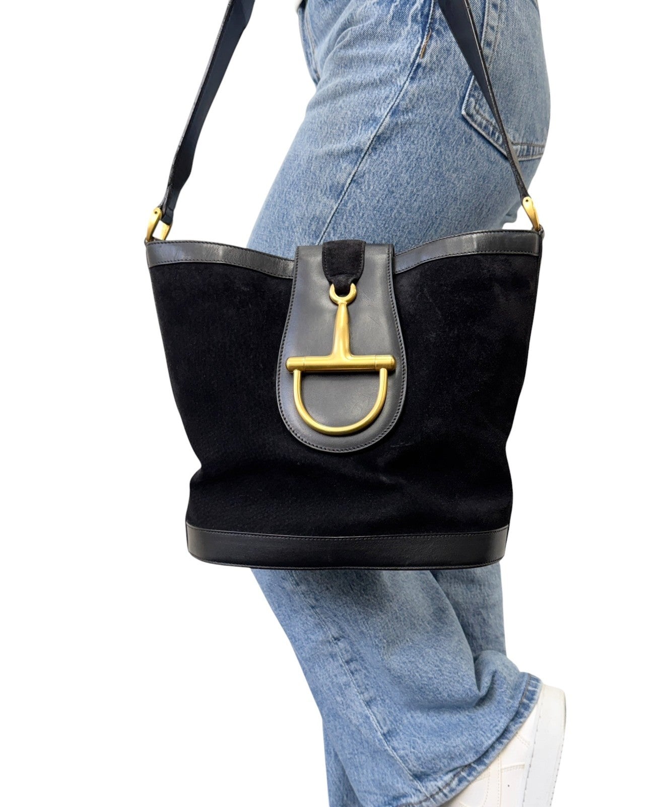 GUCCI Vintage Logo Horsebit Suede Bucket Shoulder Bag Black Gold 902395