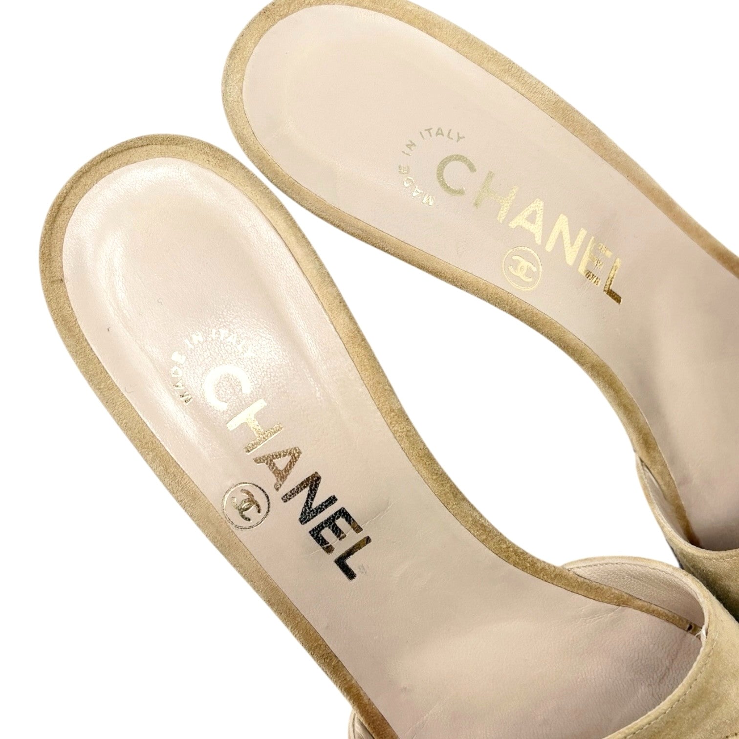 CHANEL Vintage CC Mark Logo Heels Mules #38 Sandals Beige Suede Leather
