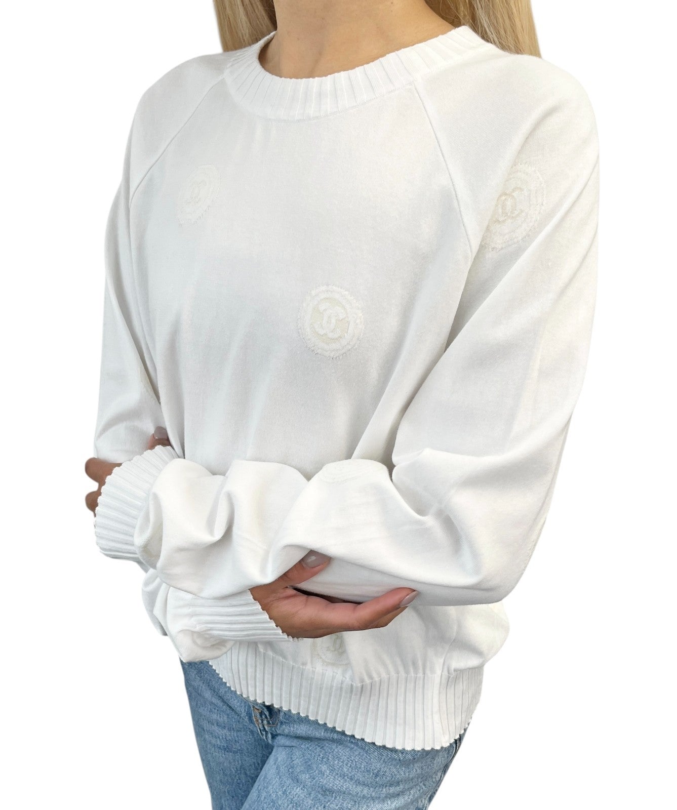 CHANEL Vintage 01P CC Logo Stamp Knit Sweater Top #46 White Pullover  902032