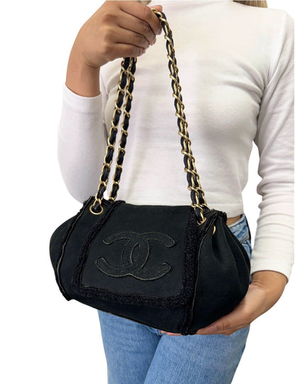 CHANEL Vintage CC Logo Mouton Chain Shoulder Bag Black Gold Suede 902831