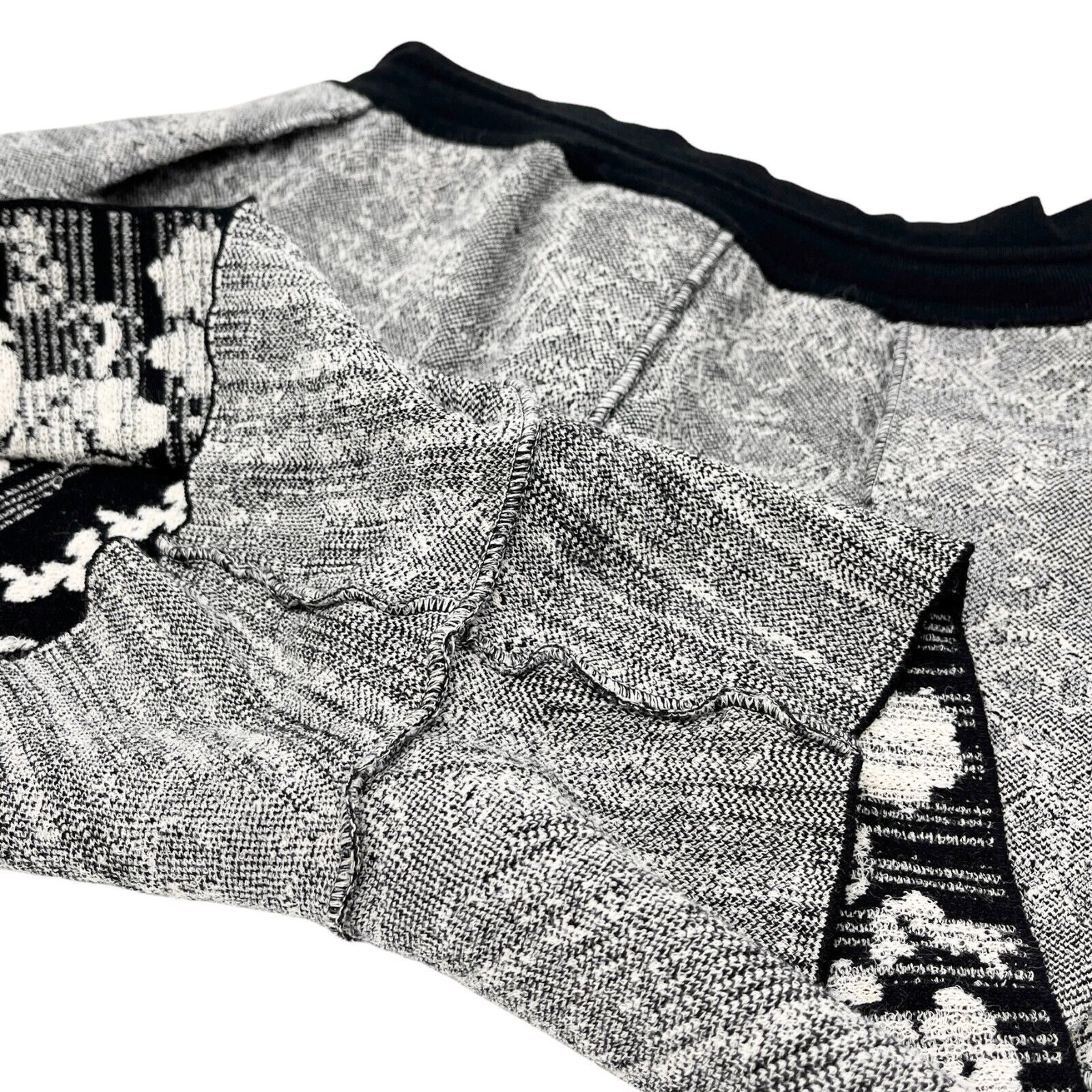 CHANEL Vintage P47652 CC Logo Short Pants #34 Shorts Black White Cotton Rayon