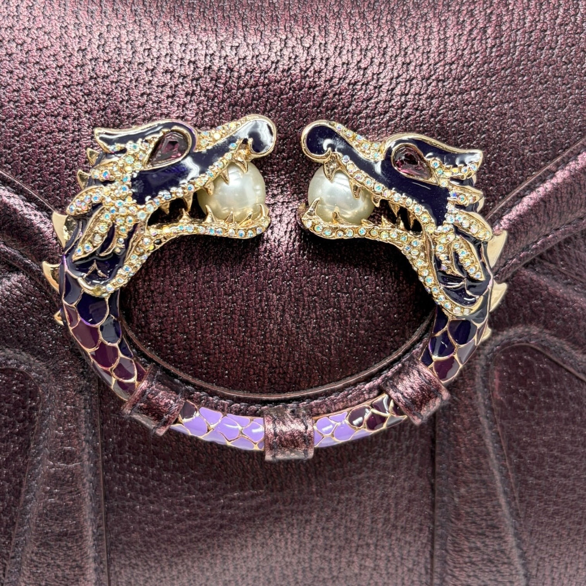 GUCCI Vintage Limited Edition Tom Ford Dragon Chain Bag Purple Leather 902354