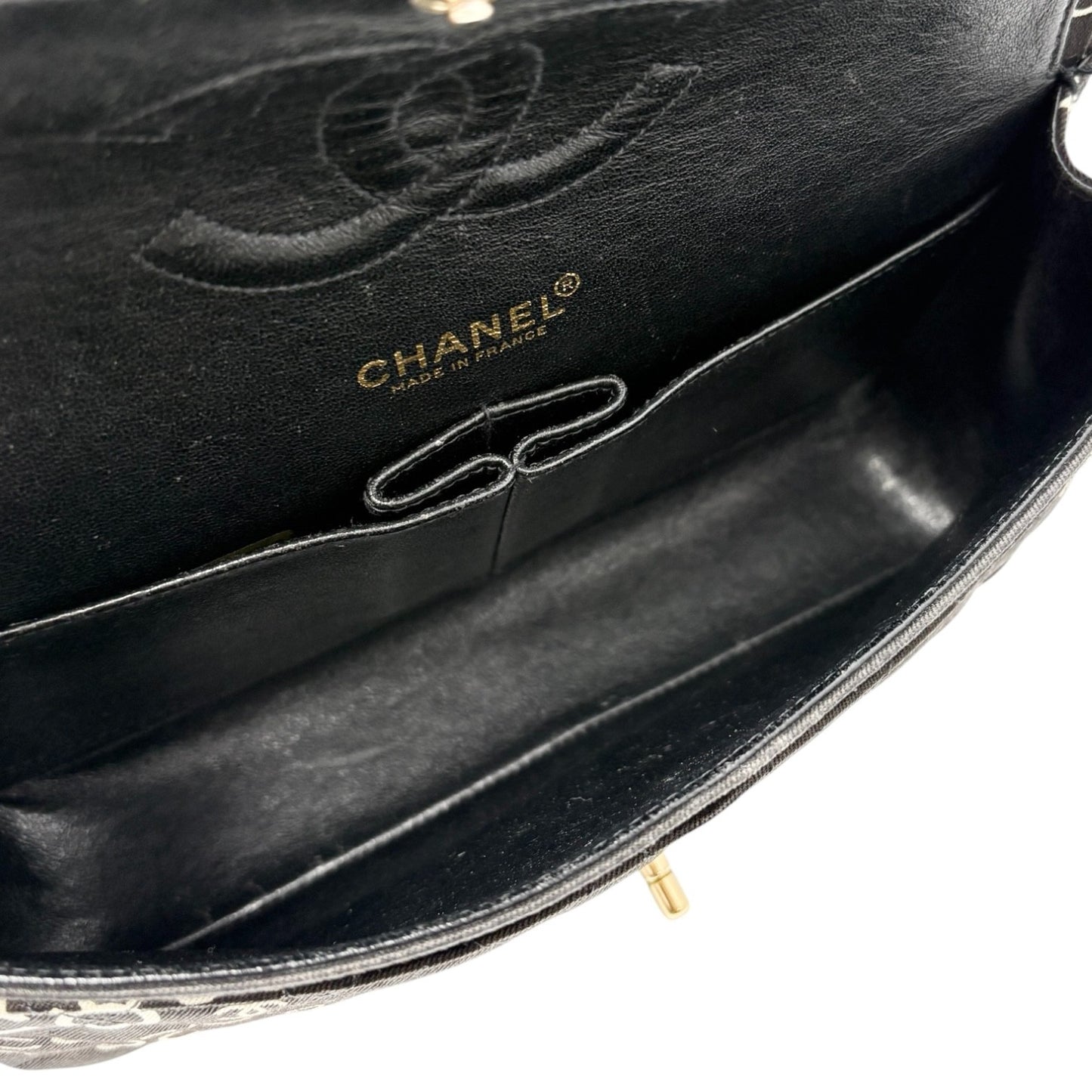 CHANEL Vintage CC Logo Print Turnlock Quilted Chain Shoulder Bag Black 901823