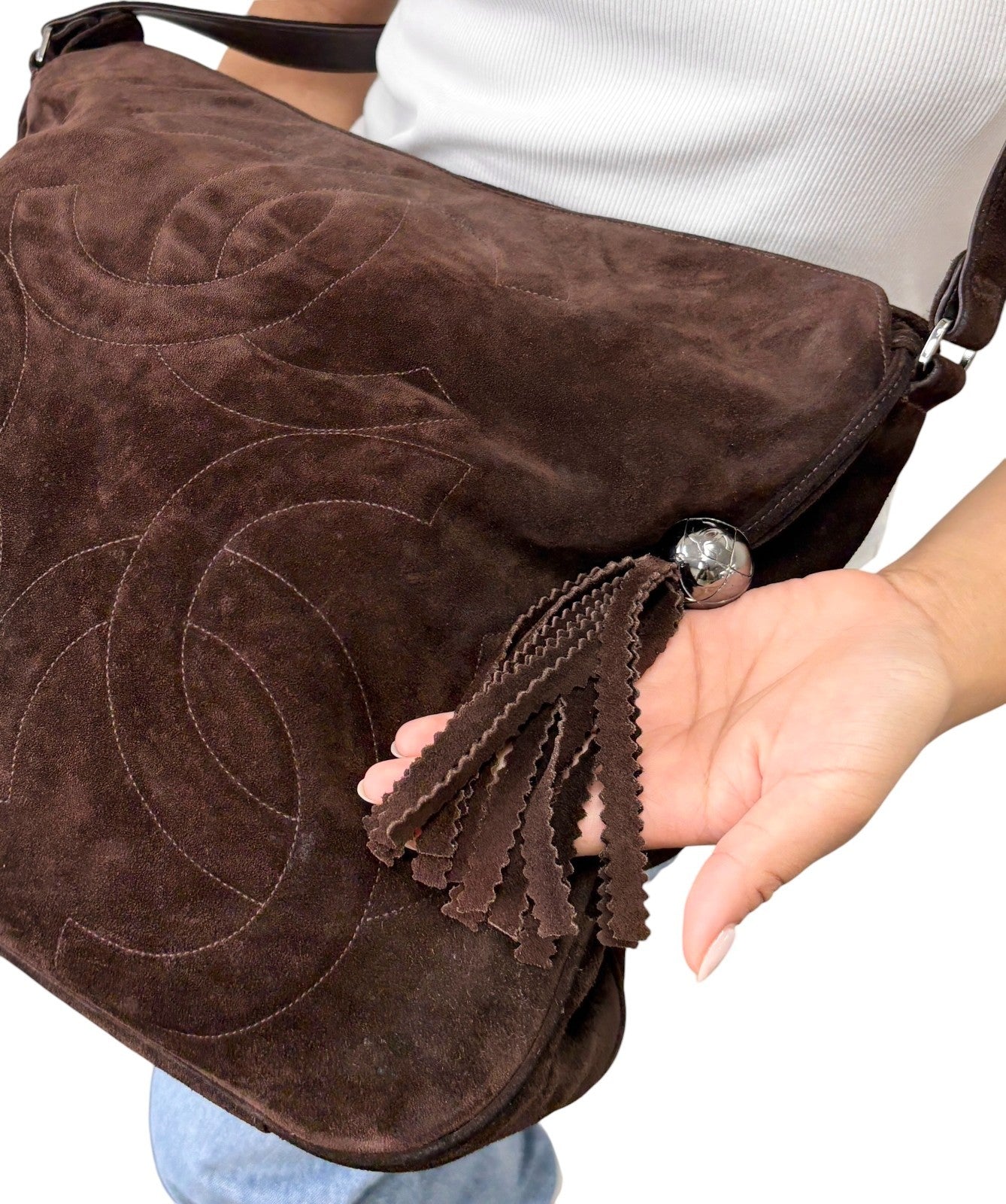 CHANEL Vintage Triple CC Logo Fringe Suede Shoulder Bag Brown Silver 902397