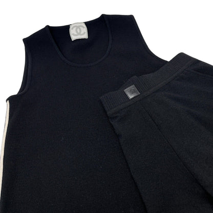 CHANEL Sport Vintage 04A CC Logo Knit Tank Top Shorts Set #42 Black Rank AB+